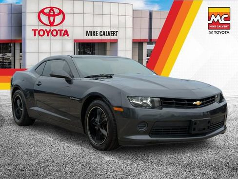 Used 2015 Chevrolet Camaro LS RWD image 7