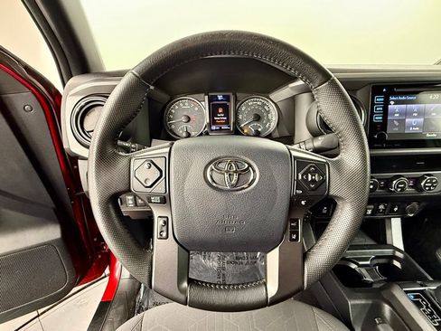 Used 2019 Toyota Tacoma TRD Sport w/ Technology Package image 22