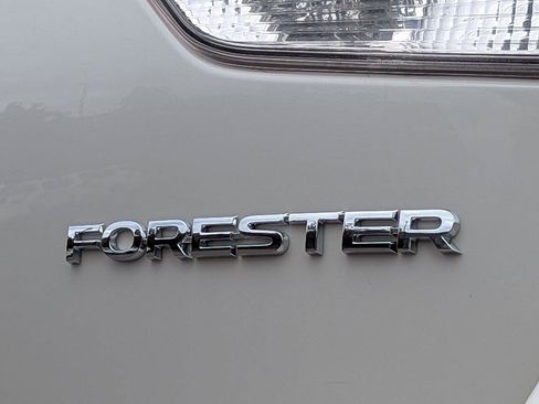 Used 2022 Subaru Forester Limited AWD/4WD image 29