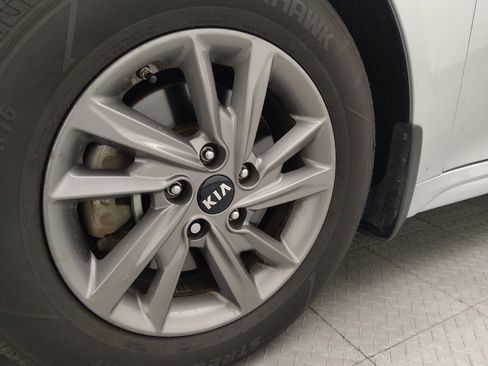 Used 2020 Kia Optima LX FWD image 31