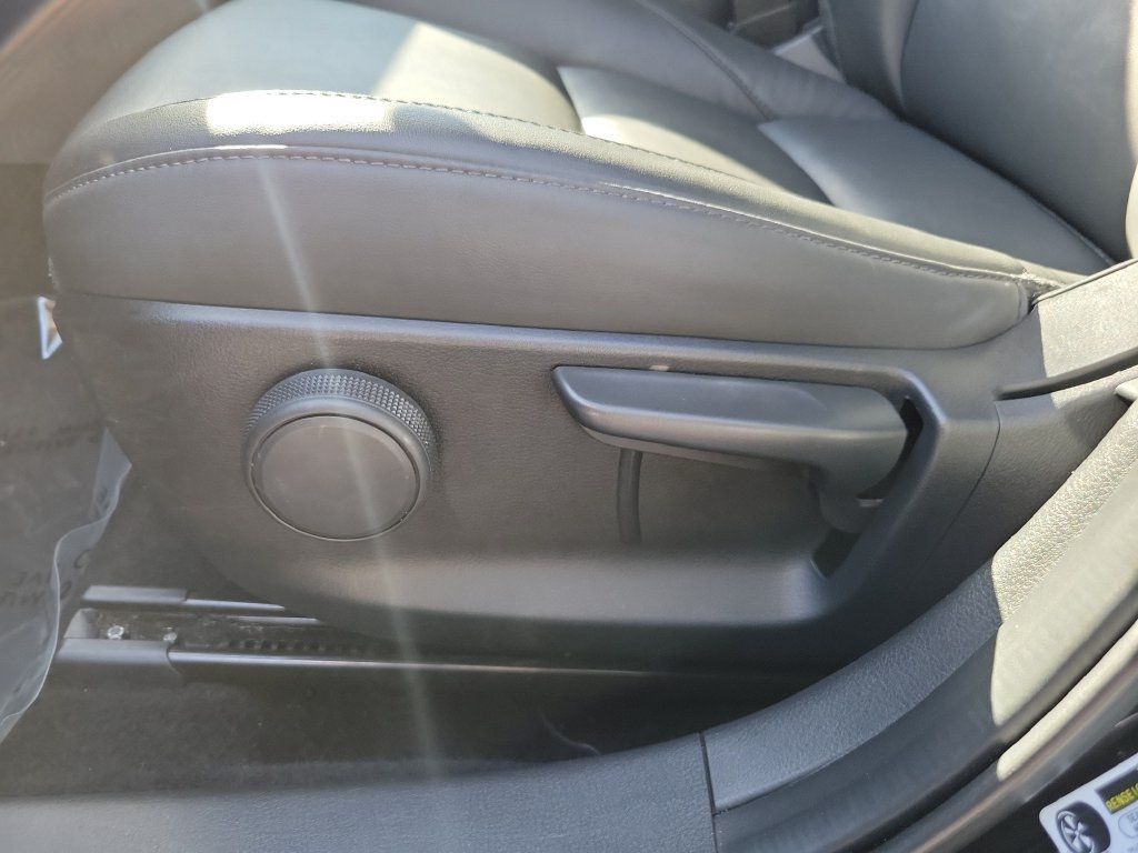 Used 2025 MAZDA CX-30 AWD 2.5 S w/ Select Sport Pkg image 27