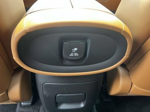 Certified 2026 Hyundai Palisade Calligraphy AWD/4WD image 13