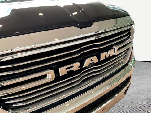 Used 2023 RAM 1500 Laramie AWD/4WD image 32