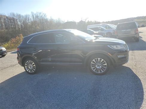 Used 2017 Lincoln MKC Reserve image 3
