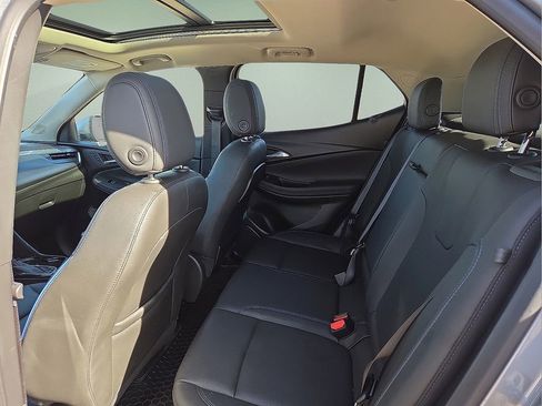 Used 2025 Buick Encore GX Sport Touring w/ Experience Buick Package image 18