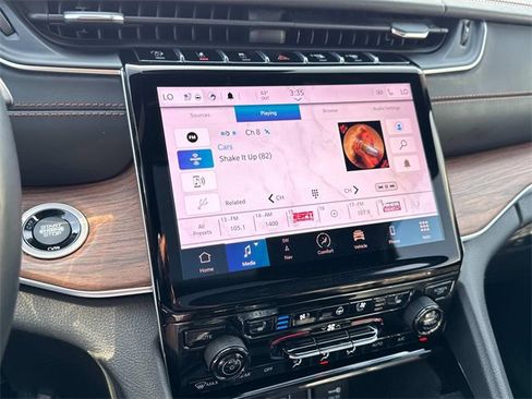 Used 2021 Jeep Grand Cherokee L Summit w/ Advanced Protech Group IV image 26