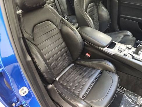 Used 2021 Alfa Romeo Giulia Ti Sport AWD/4WD image 39