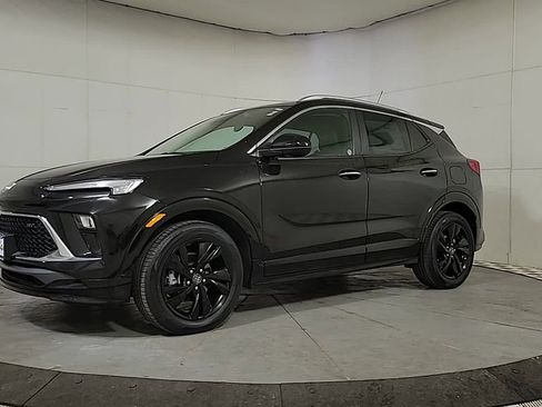 Used 2024 Buick Encore GX Sport Touring w/ Comfort Package image 3
