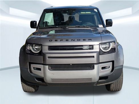 Used 2023 Land Rover Defender 90 S image 10