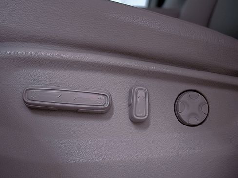 Used 2025 Honda Odyssey EX-L image 24