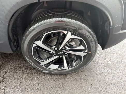 Used 2023 Chevrolet TrailBlazer RS AWD/4WD image 17