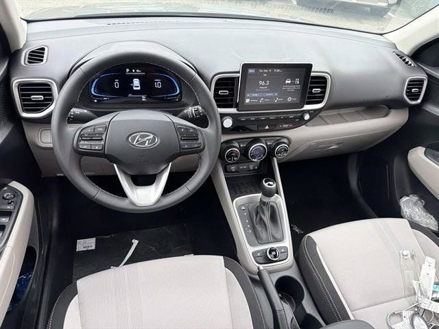 New 2026 Hyundai Venue SEL FWD image 9