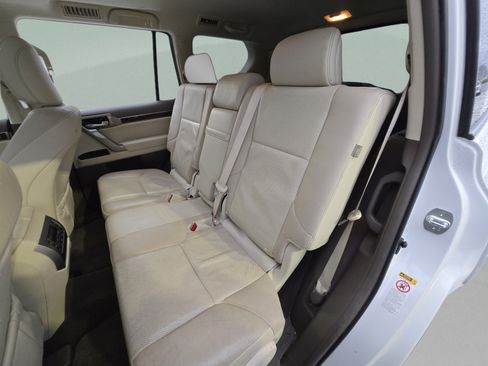 Used 2017 Lexus GX 460 Premium w/ Premium Package AWD/4WD image 20