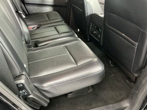 Used 2017 Ford Expedition Limited w/ Equipment Group 301A AWD/4WD image 12