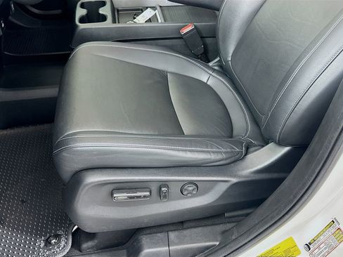 Used 2023 Honda Odyssey EX-L image 19