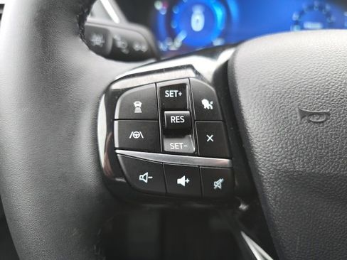 Certified 2022 Ford Escape Titanium image 22