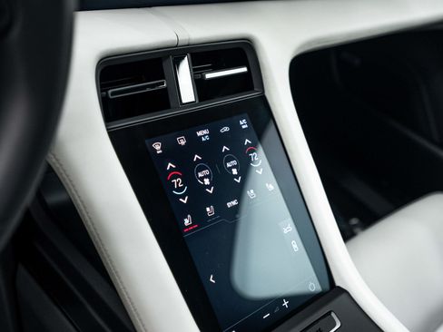 Certified 2021 Porsche Taycan 4S AWD/4WD image 15