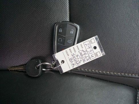 Used 2018 Cadillac XTS Luxury image 29