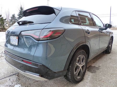 Used 2025 Honda HR-V EX-L image 9