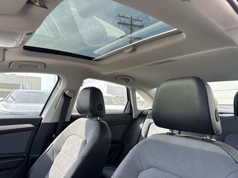 New 2026 Volkswagen Jetta SE FWD image 17