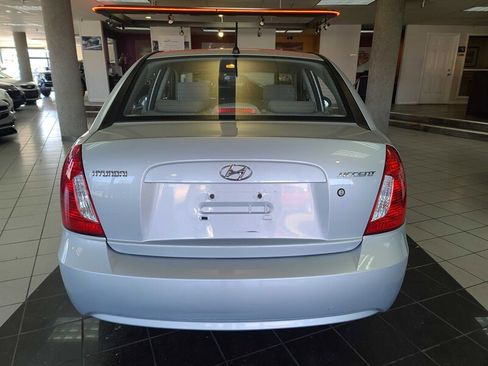 Used 2009 Hyundai Accent GLS image 6