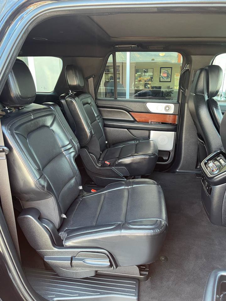 Used 2021 Lincoln Navigator L Reserve AWD/4WD image 19