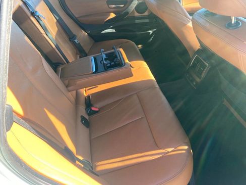 Used 2017 BMW 330i Gran Turismo xDrive image 17