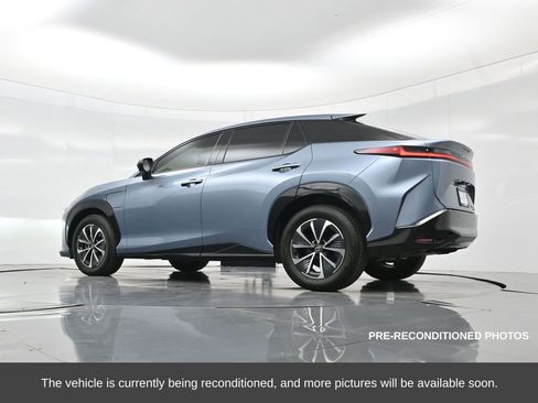 Used 2023 Lexus RZ 450e Premium image 51