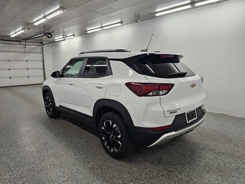 Used 2022 Chevrolet TrailBlazer LT w/ Convenience Package FWD image 7