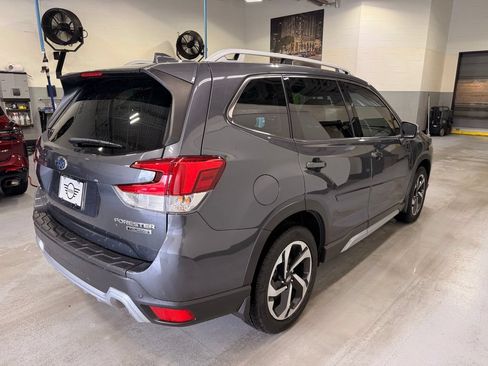 Used 2023 Subaru Forester Touring AWD/4WD image 6