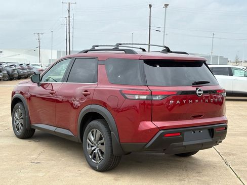 New 2026 Nissan Pathfinder SV FWD image 7