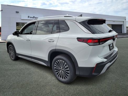 New 2025 Volkswagen Tiguan S image 4