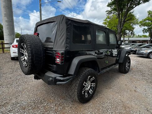 Used 2009 Jeep Wrangler Unlimited X w/ Trailer Tow Group AWD/4WD image 7