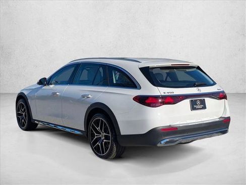 New 2026 Mercedes-Benz E 450 4MATIC All-Terrain Wagon image 9