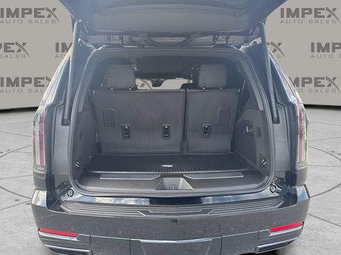 Used 2025 Cadillac Escalade Sport AWD/4WD image 26