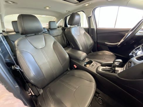 Used 2013 Ford Focus SE image 17