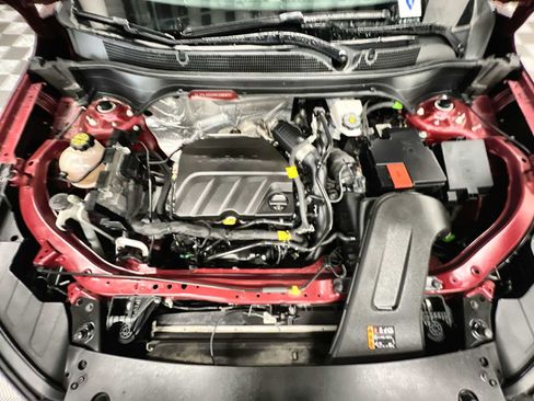 Used 2024 Chevrolet Trax RS image 16