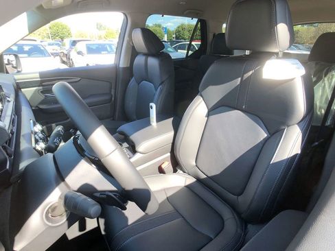 New 2025 Honda Pilot EX-L image 12