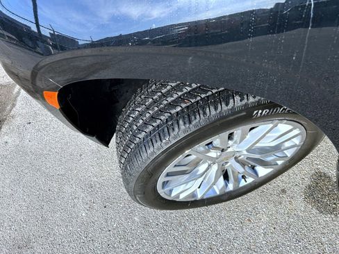 Used 2024 Chevrolet Tahoe High Country image 25