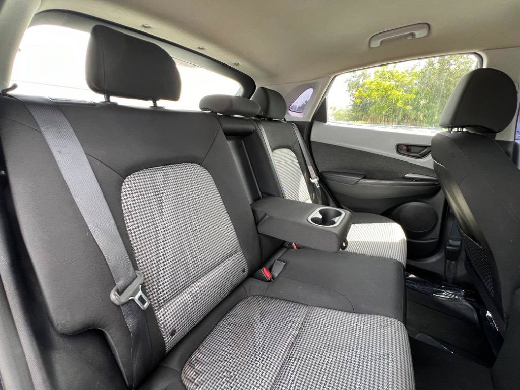 Used 2020 Hyundai Kona SE FWD image 22