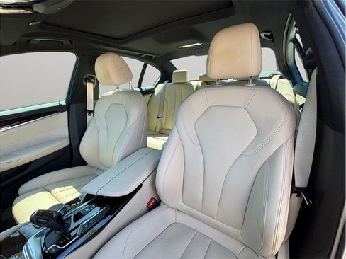 Used 2019 BMW 530i RWD image 20