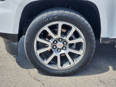 Used 2022 GMC Canyon AT4 AWD/4WD image 10