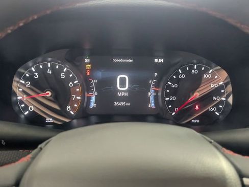 Used 2025 Jeep Compass Trailhawk w/ Trailer Tow Group AWD/4WD image 16