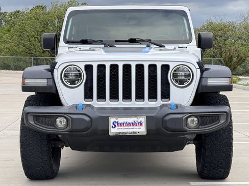 Used 2022 Jeep Wrangler Unlimited Rubicon 4xe w/ Safety Group AWD/4WD image 7