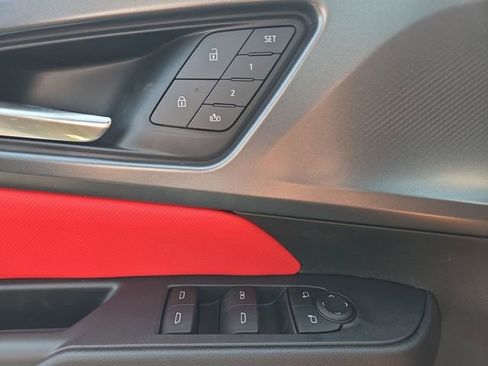 New 2025 Chevrolet Equinox EV RS w/ Convenience Package II image 23