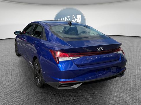 Used 2021 Hyundai Elantra SEL FWD image 6