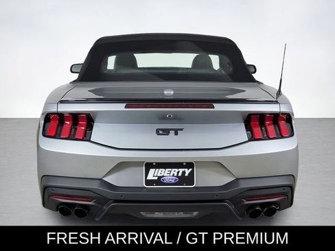 Used 2025 Ford Mustang GT Premium RWD image 4