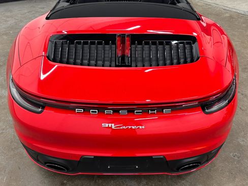 Used 2022 Porsche 911 Carrera image 21