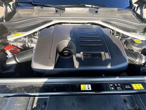 Certified 2023 Land Rover Range Rover Sport SE Dynamic image 9