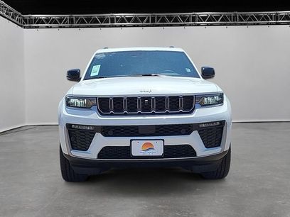 New 2026 Jeep Grand Cherokee L Limited w/ Luxury Tech Group II